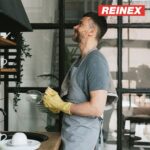 REINEX Spülfix R3 Zitro, 10L Flasche, kraftvolles Spülmittel mit frischem Zitronenduft, entfernt mühelos Fett & Schmutz, sanft zur Haut, ergiebig (1000ml reichen für 500 Spülgänge).