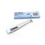 Med-Comfort Digital Fieberthermometer, das wasserdicht ist und die Abmessungen 129 x 22 x 14 mm hat.